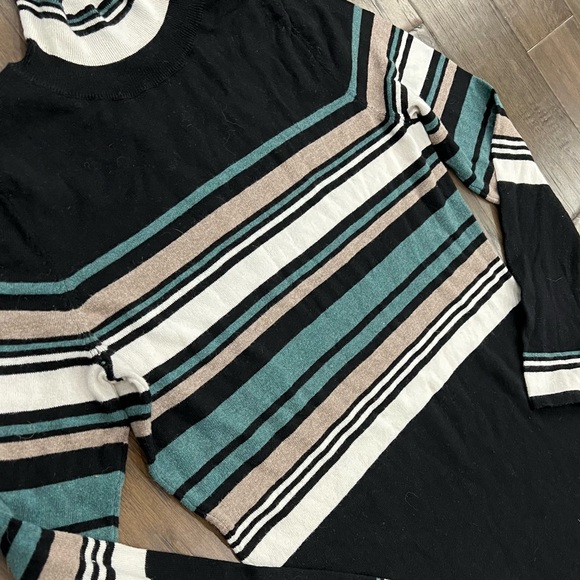 Mercer & Madison - Picture 4 of 9